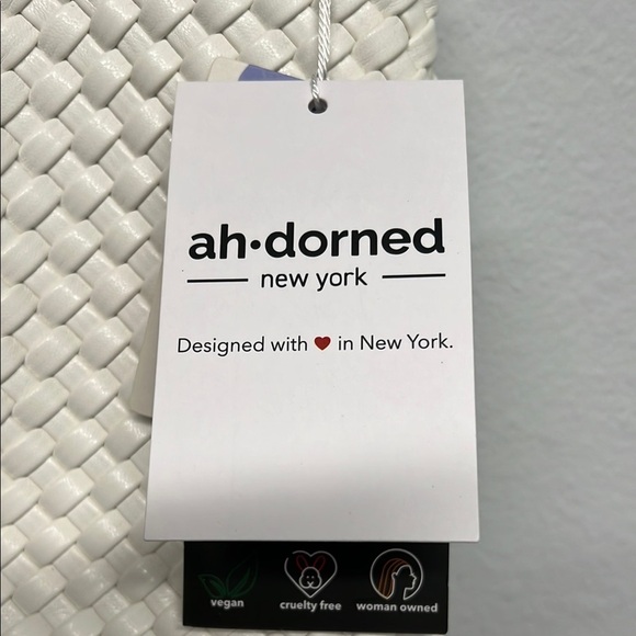 Ahdorned | Vegan Tote Bag w/ Lemon Removable Crossbody Strap ๐ - Picture 5 of 16